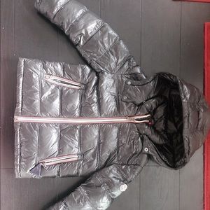 【sold】moncler kid dawn coat 6yr